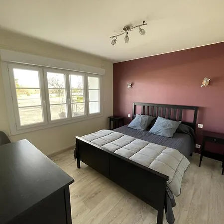 Logis Du Renfermis アパート Saint-Même-les-Carrières