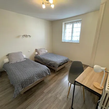 Logis Du Renfermis Saint-Même-les-Carrières