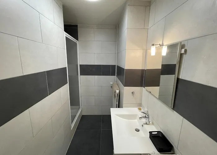 Logis Du Renfermis * Saint-Meme-les-Carrieres